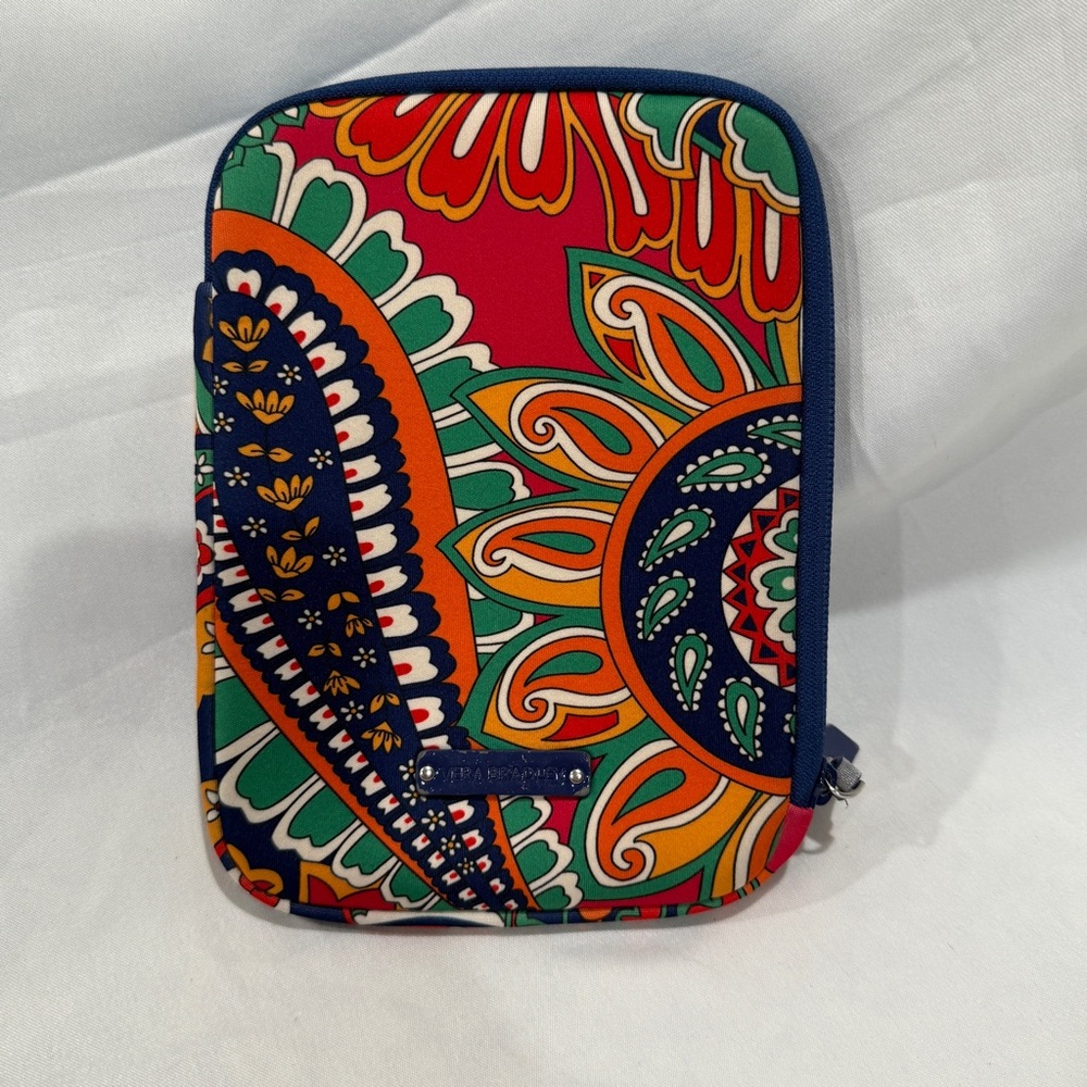 Vera Bradely Neoprene Tablet Sleeve in Retired Venetian Pattern